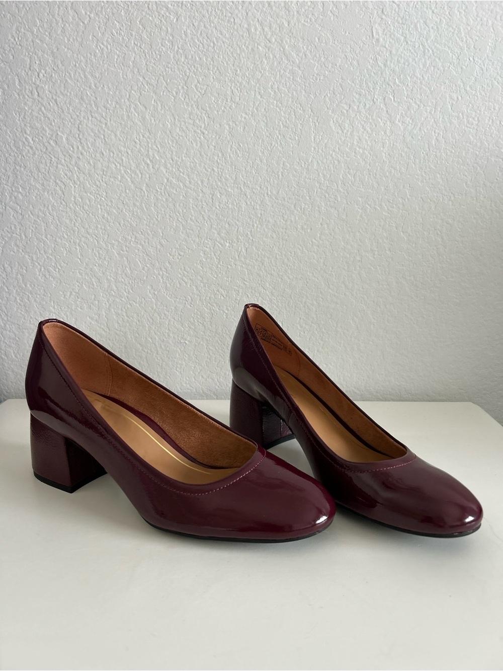 Vionic Carmel Chunky Block Heel Patent Leather Pump Deep Burgundy, Women’s 9.5